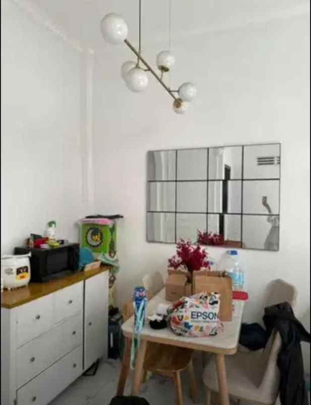 dijual rumah komplek taman buaran indah