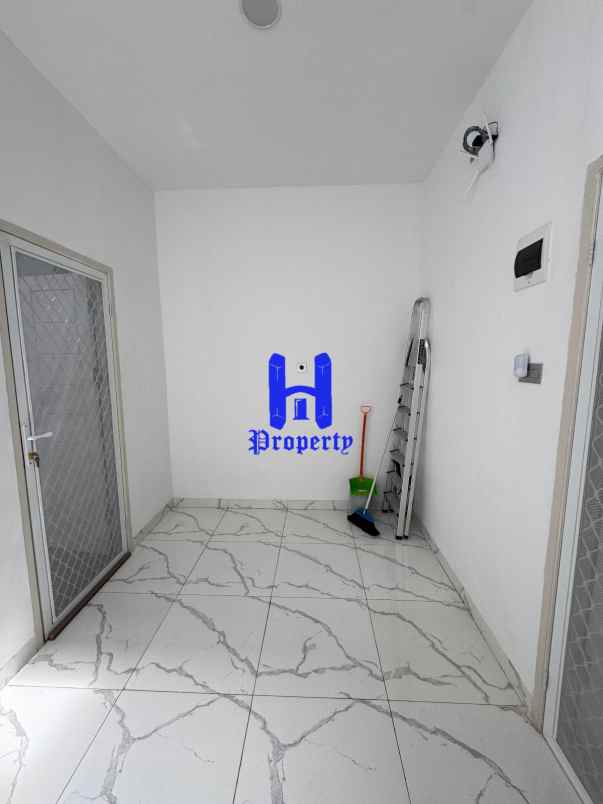 dijual rumah komplek villa rukun mas