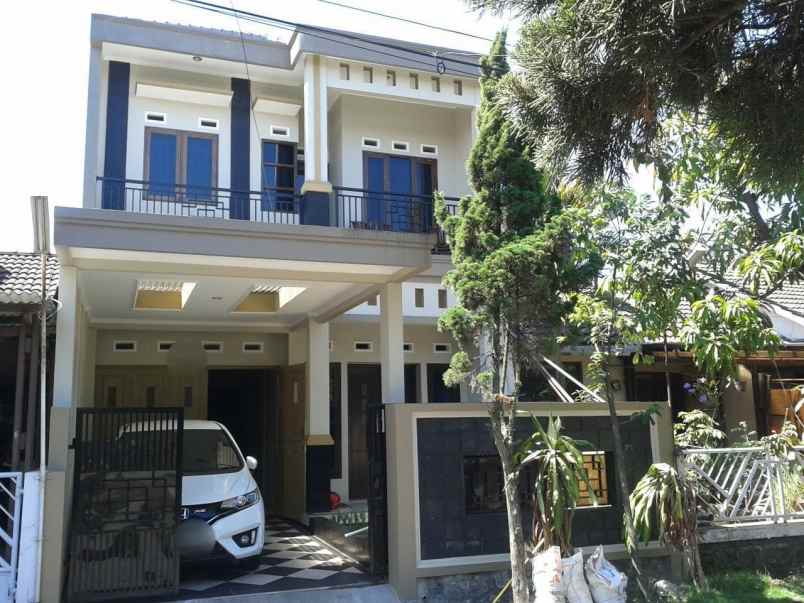 dijual rumah kota bandung jl kembar mas