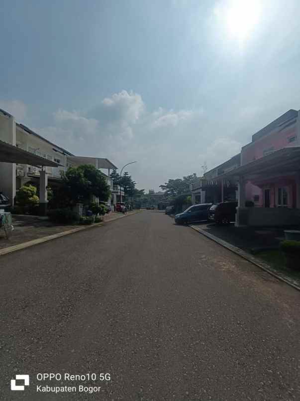 dijual rumah kota wisata cibubur