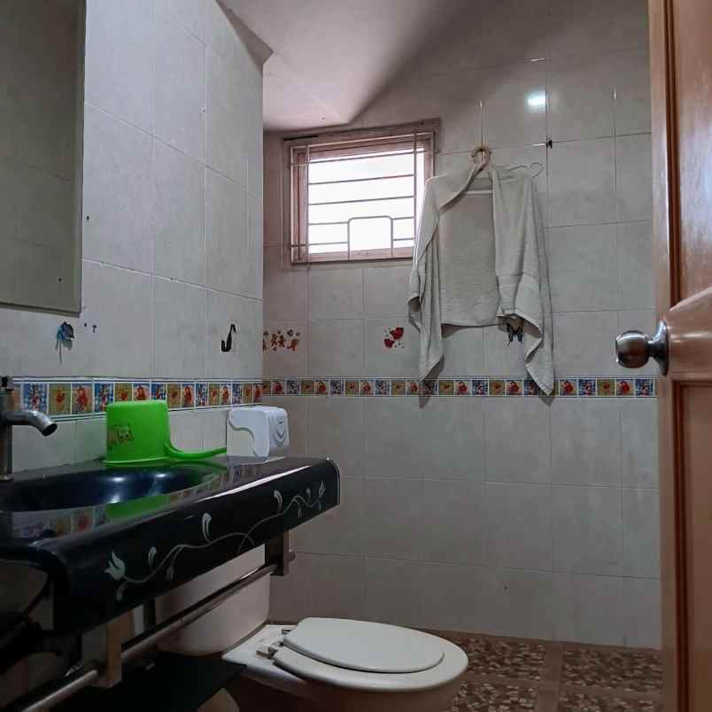 dijual rumah kota wisata cibubur bogor