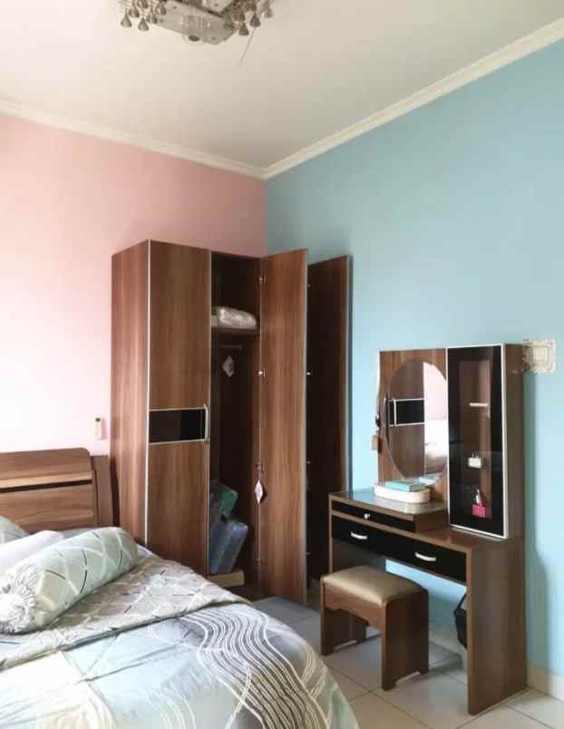 dijual rumah legenda wisata cibubur