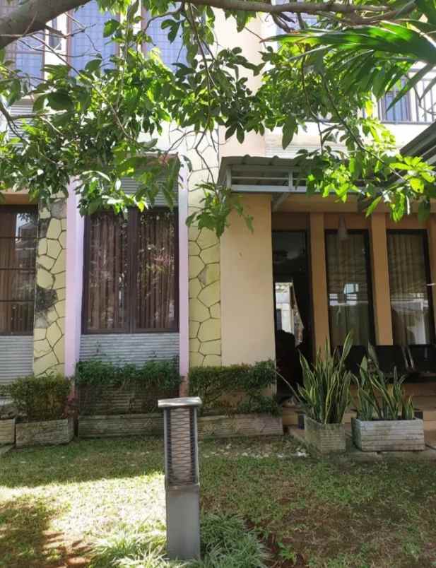 dijual rumah legenda wisata cibubur