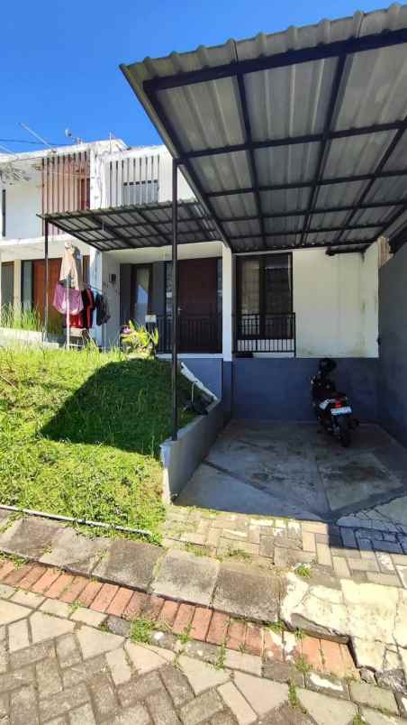 dijual rumah lokasi tidar malang