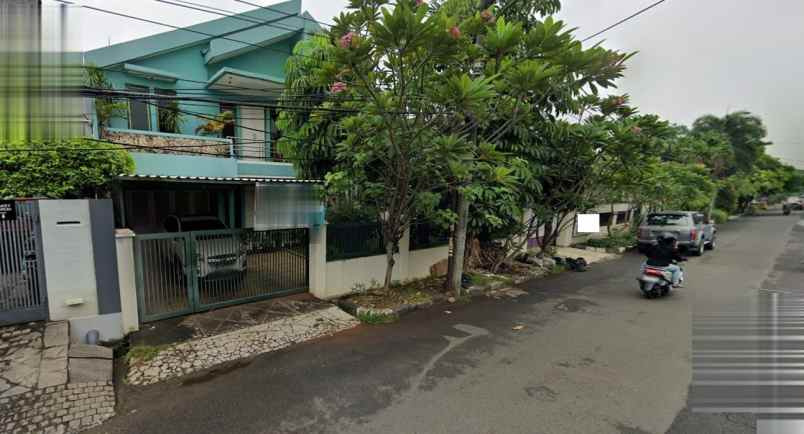 dijual rumah meruya utara