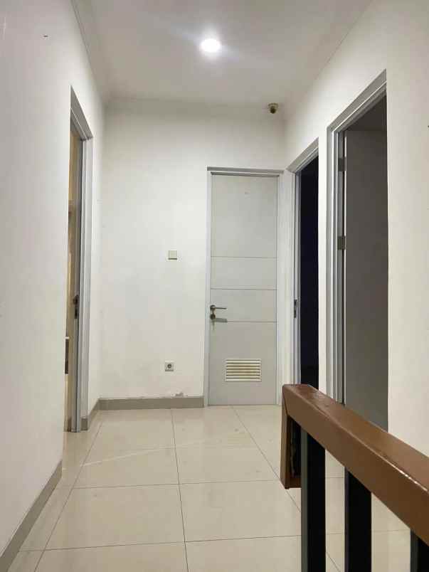 dijual rumah mewah di grand wisata bekasi