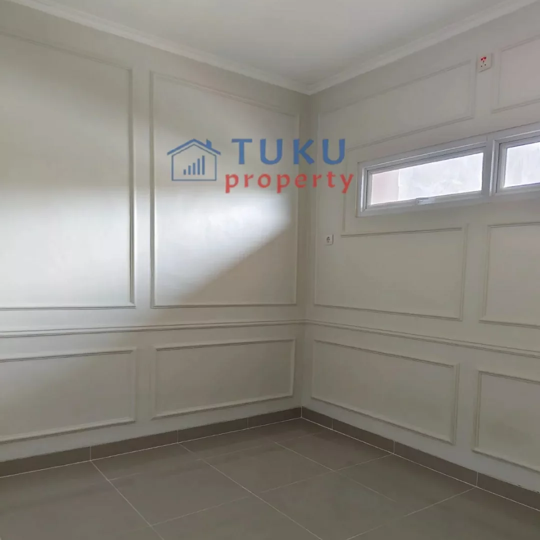 dijual rumah mezzanine griya loka bsd