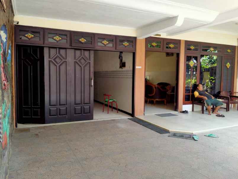 dijual rumah ngagel jaya