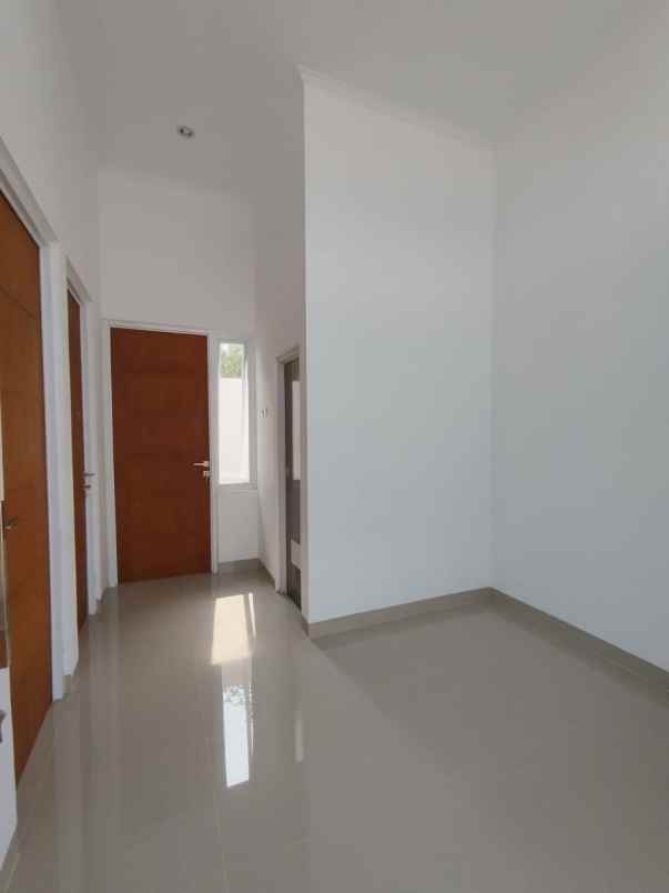 dijual rumah ngamprah padalarang