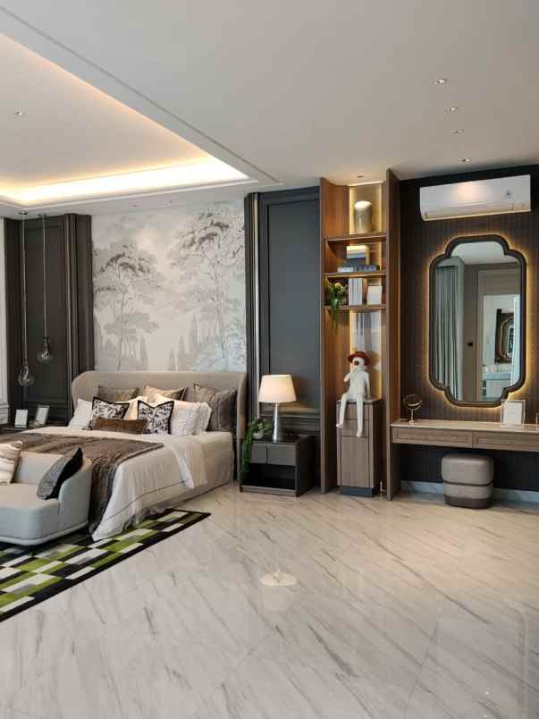 dijual rumah pakuwon city