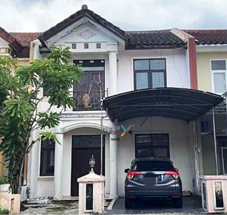 dijual rumah pakuwon city sorrento