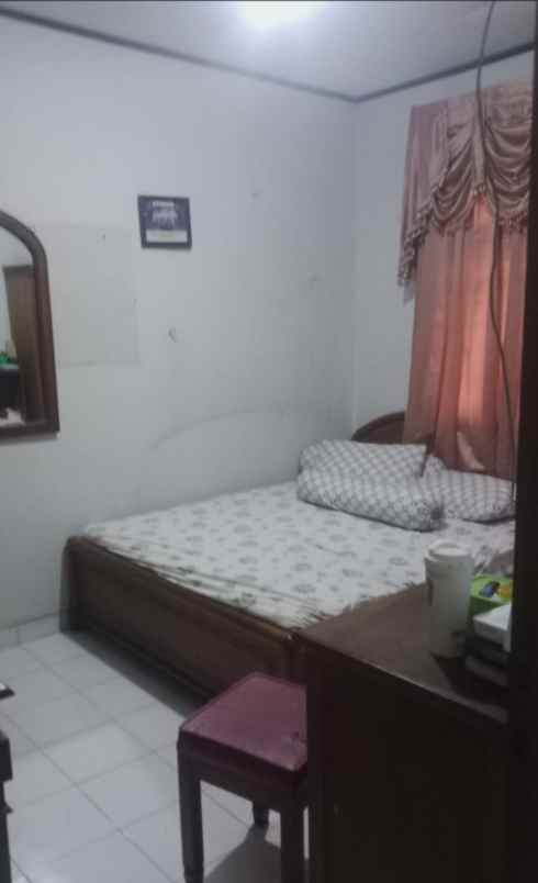 dijual rumah pancoran mas depok