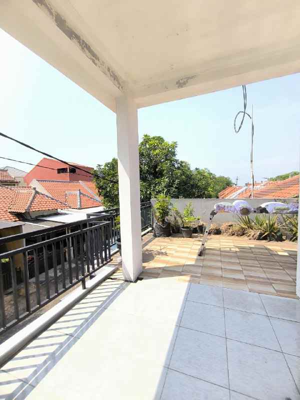 dijual rumah pasadena puri surya jaya