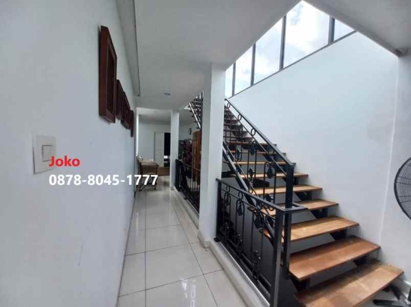 dijual rumah pasar minggu