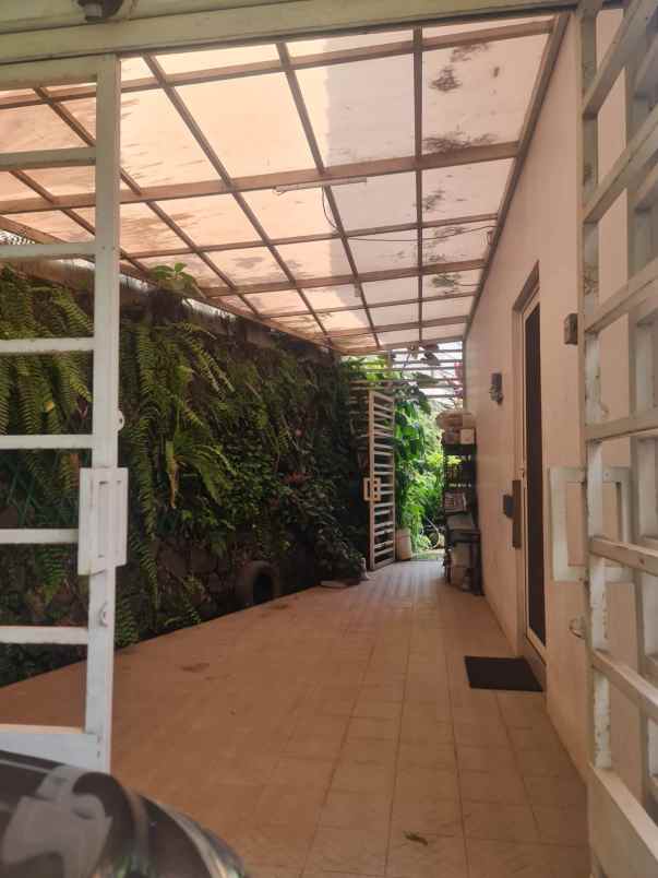 dijual rumah permata bintaro cantik dan asri