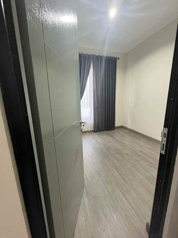 dijual rumah permata cimanggis