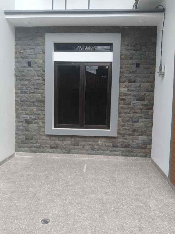 dijual rumah perum barata harapan jaya