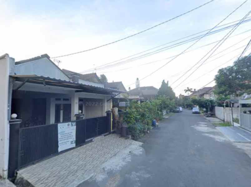 dijual rumah perum kawaluyaan bandung