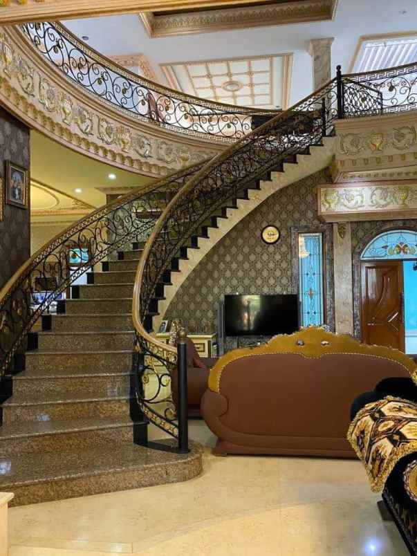 dijual rumah perumahan pantai mentari