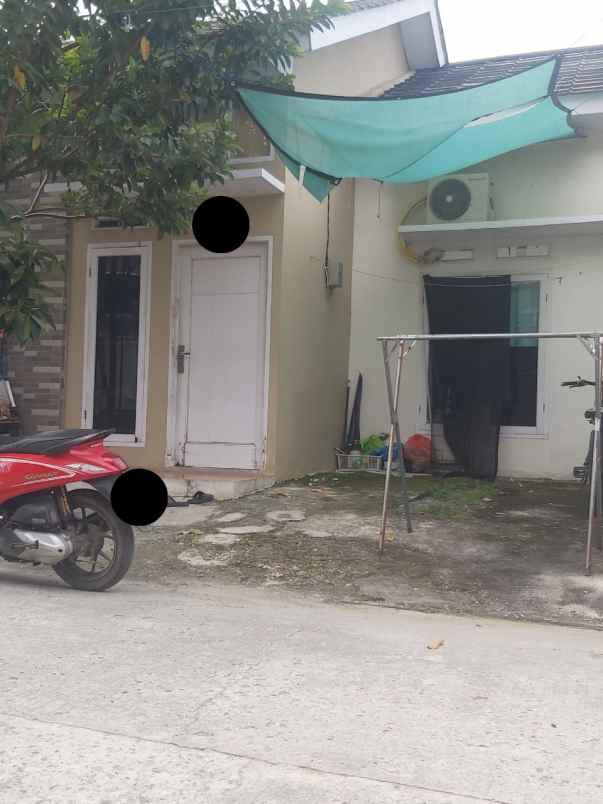 dijual rumah perumahan puri khatulistiwa
