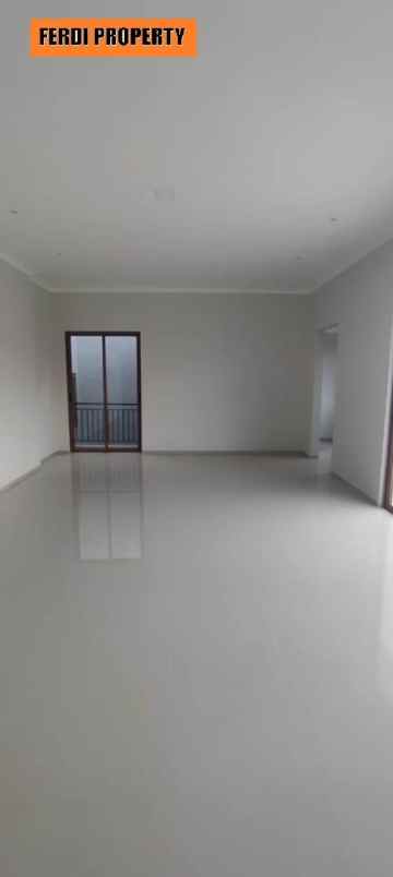 dijual rumah perumahan raffles hills