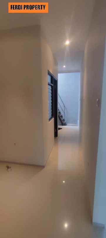 dijual rumah perumahan raffles hills