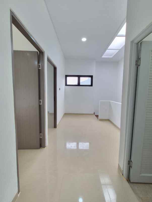 dijual rumah perumahan vip villa indah
