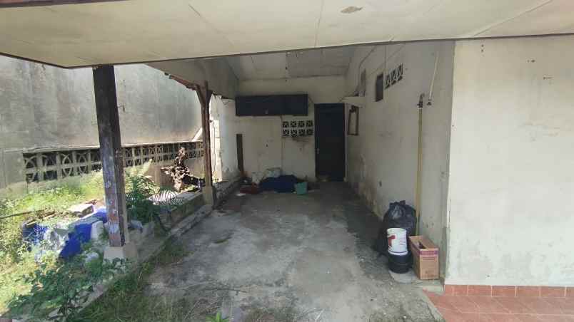 dijual rumah perumnas depok 1