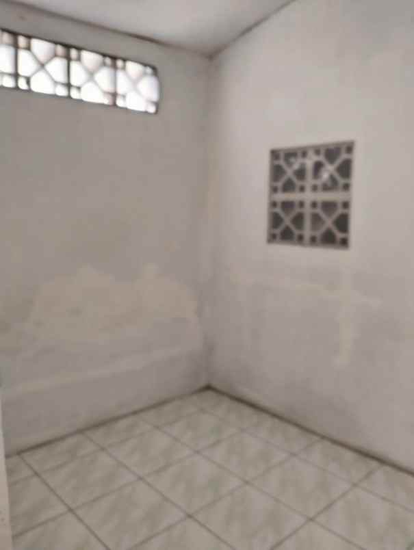 dijual rumah plamongan indah