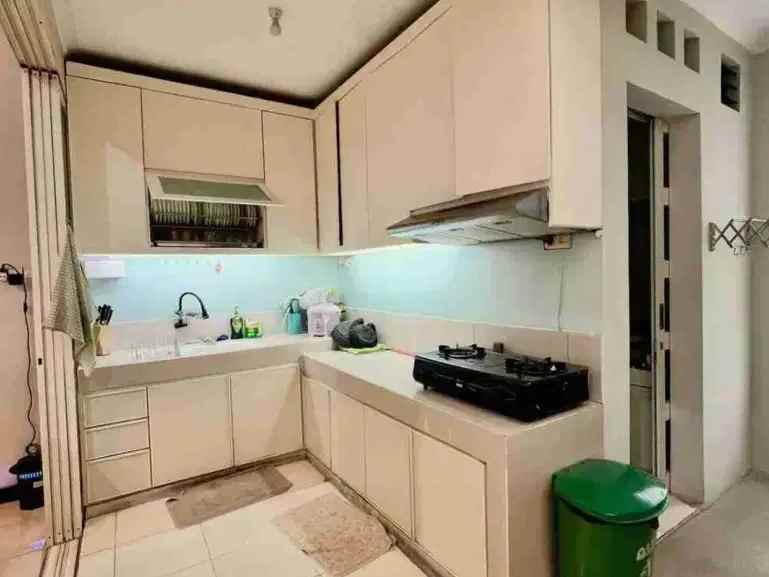 dijual rumah ploso timur