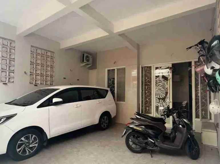 dijual rumah ploso timur