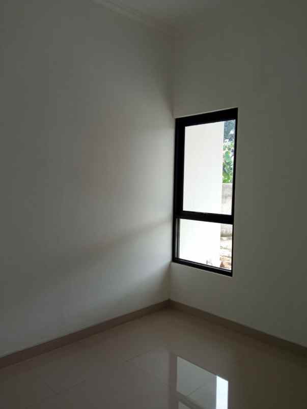 dijual rumah pondok benda