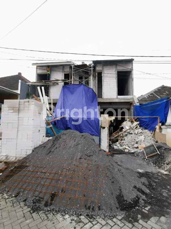 dijual rumah pondok candra