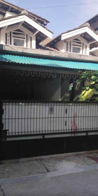 dijual rumah pondok duta