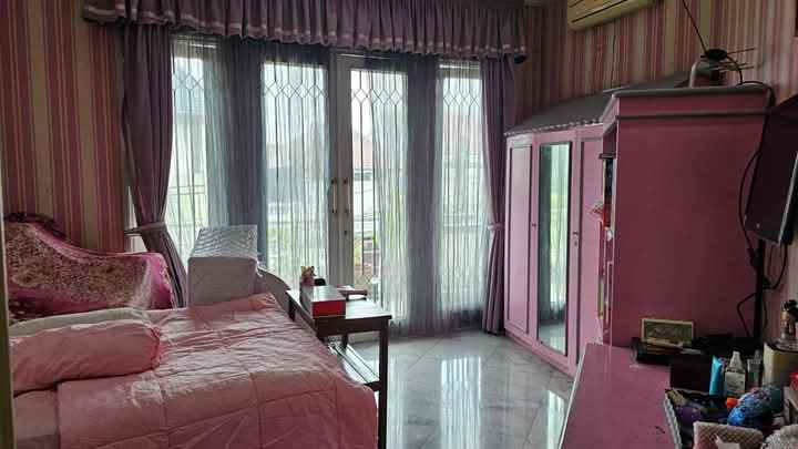 dijual rumah pondok indah