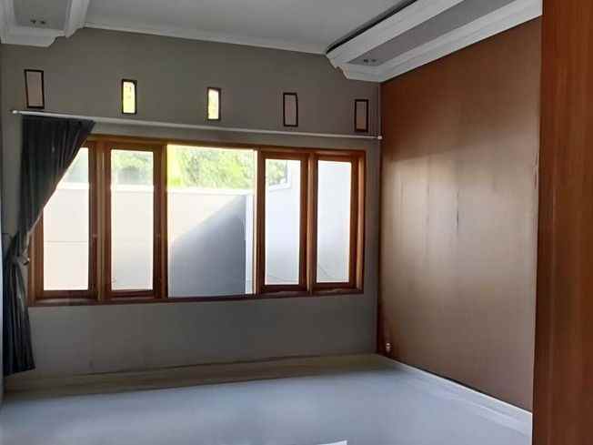 dijual rumah pondok kelapa