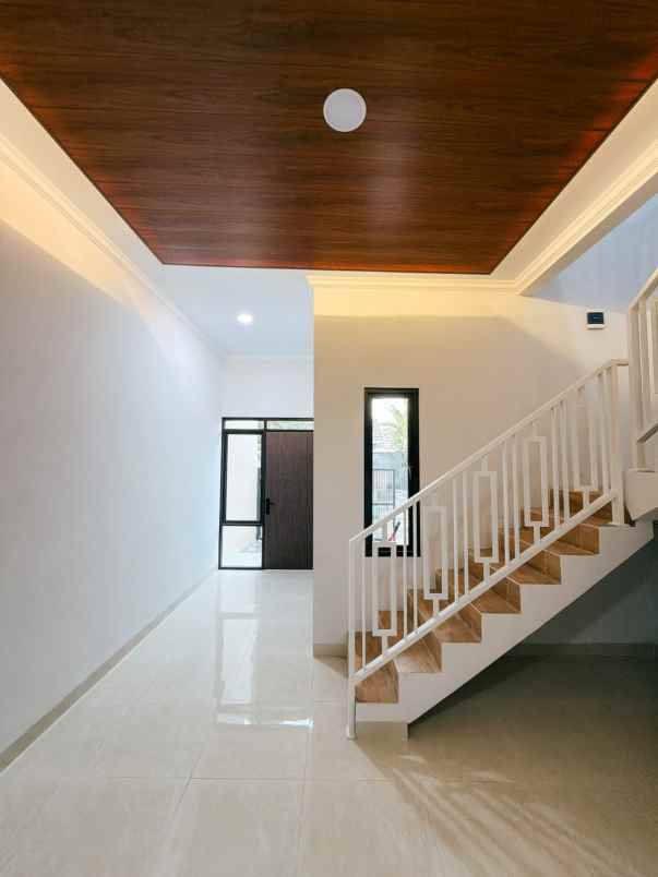 dijual rumah pondok ungu permai