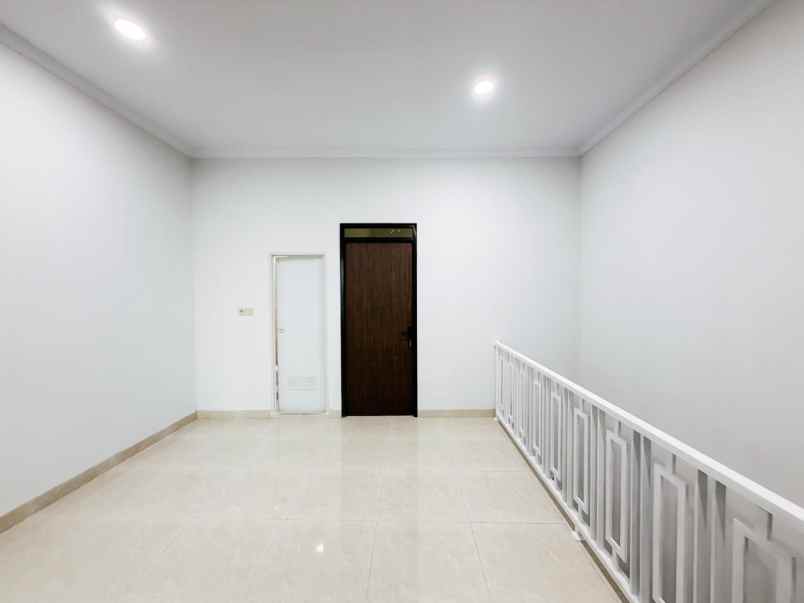 dijual rumah pondok ungu permai