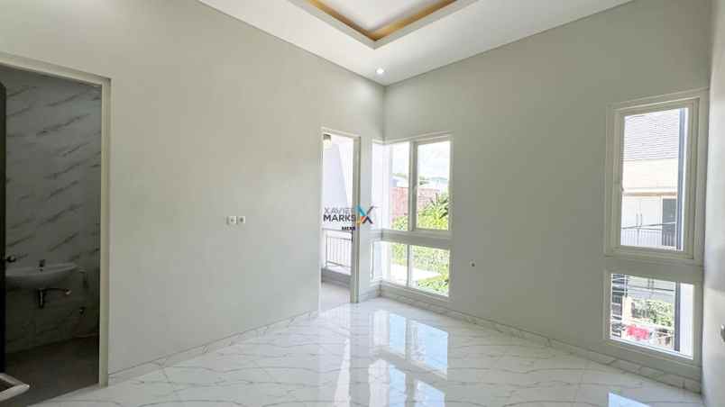 dijual rumah prada permai