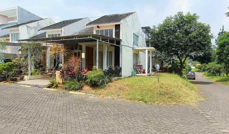 dijual rumah pudak payung