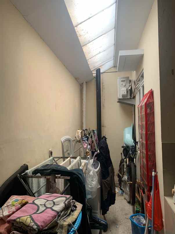 dijual rumah puri nusa asri serua