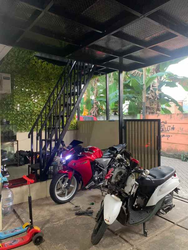 dijual rumah puri nusa asri serua