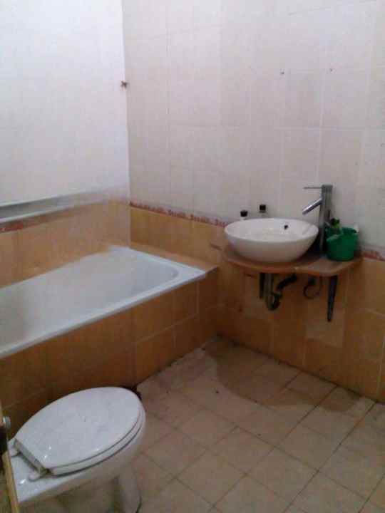 dijual rumah puri surya jaya