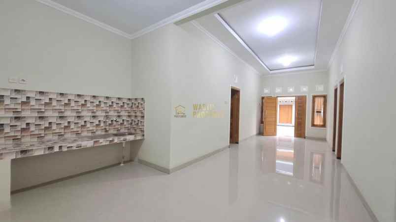 dijual rumah purwomartani kalasan