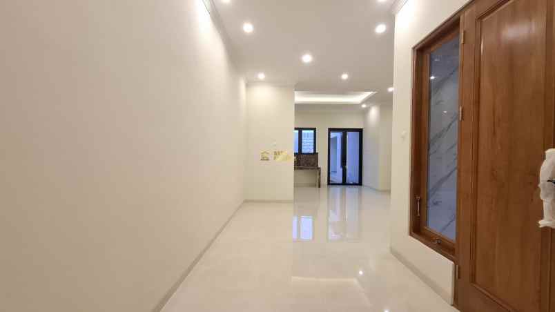 dijual rumah purwomartani kalasan