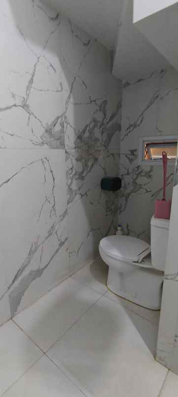 dijual rumah rangkapan jaya baru