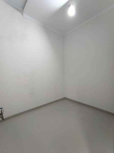 dijual rumah rangkapan jaya depok