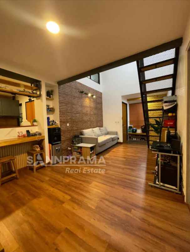 dijual rumah rangkapan jaya pancoran