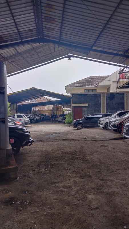 dijual rumah ruang usaha di caringin kota bandung