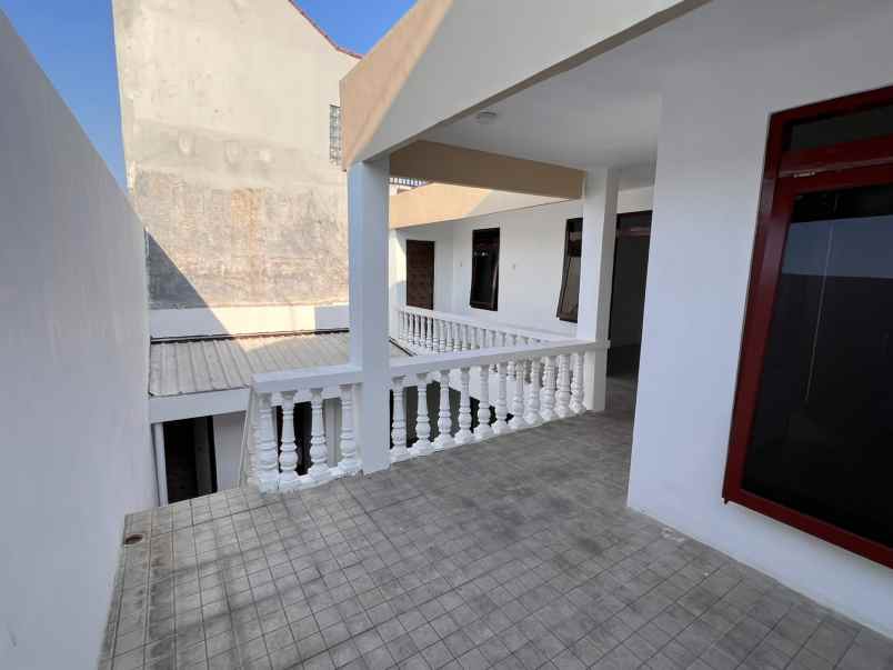 dijual rumah rungkut harapan